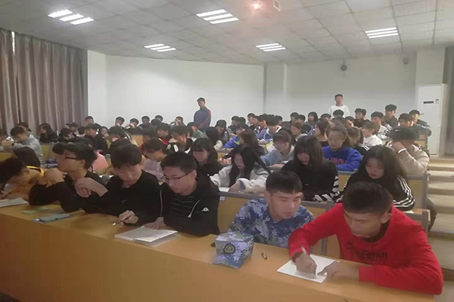 国产午夜福利十八禁在线观看