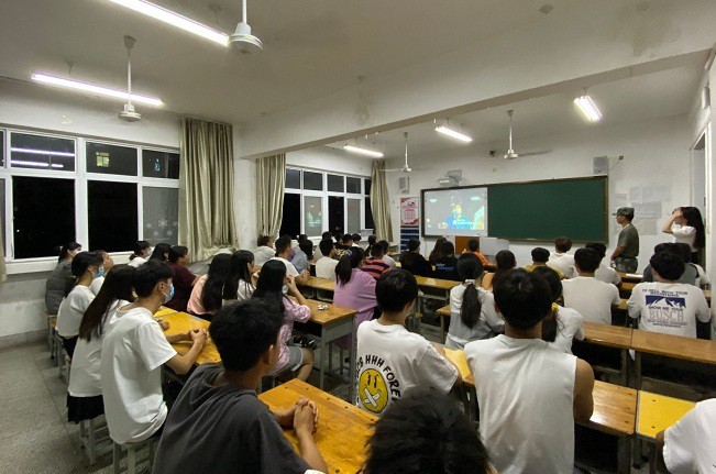 国产午夜福利十八禁在线观看