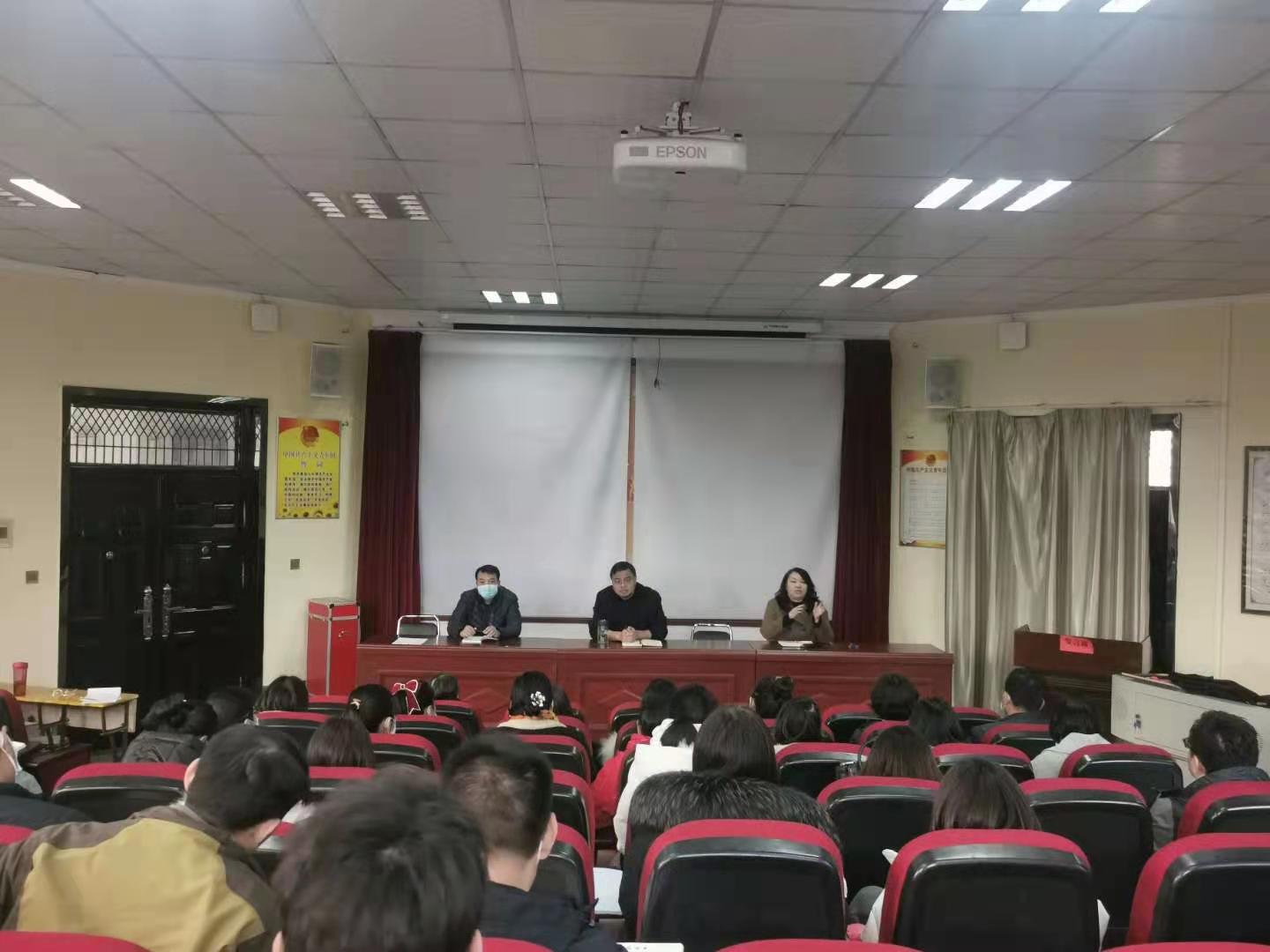 国产午夜福利十八禁在线观看