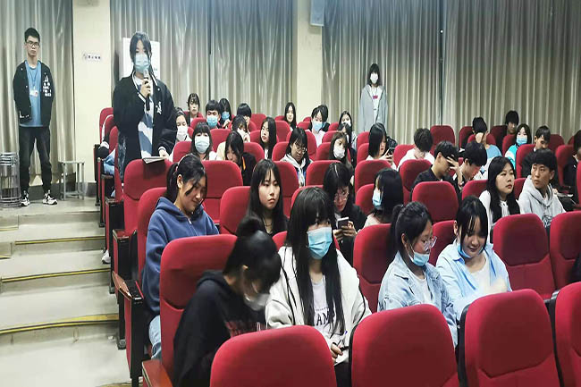 国产午夜福利十八禁在线观看
