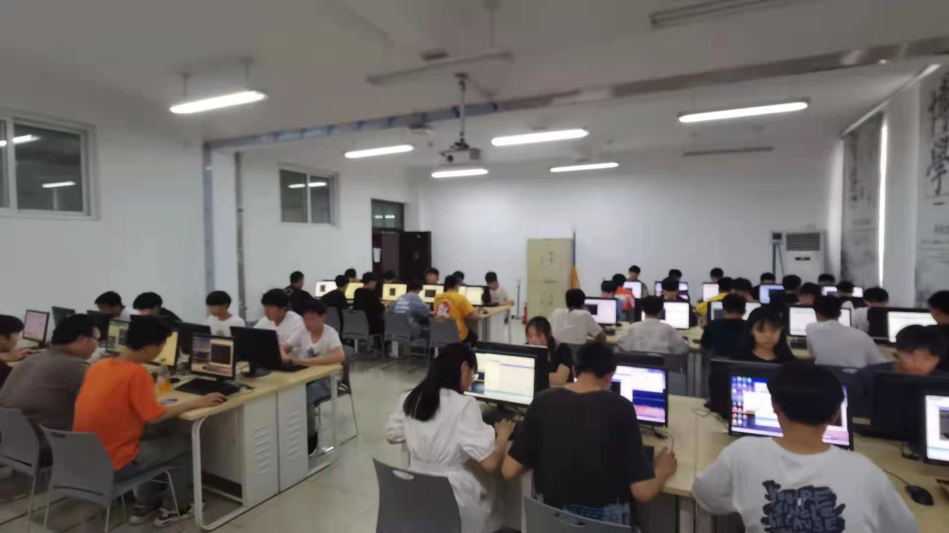 国产午夜福利十八禁在线观看