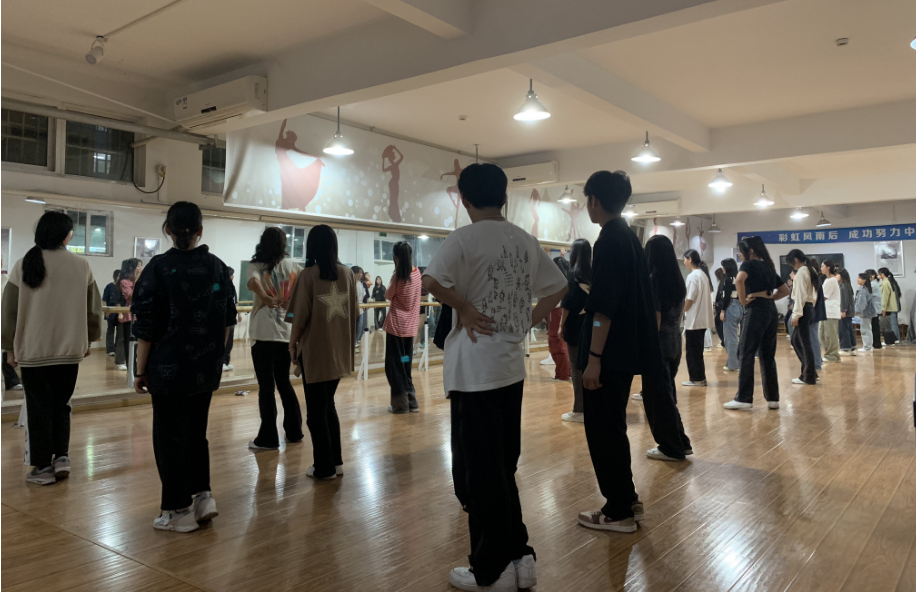 国产午夜福利十八禁在线观看