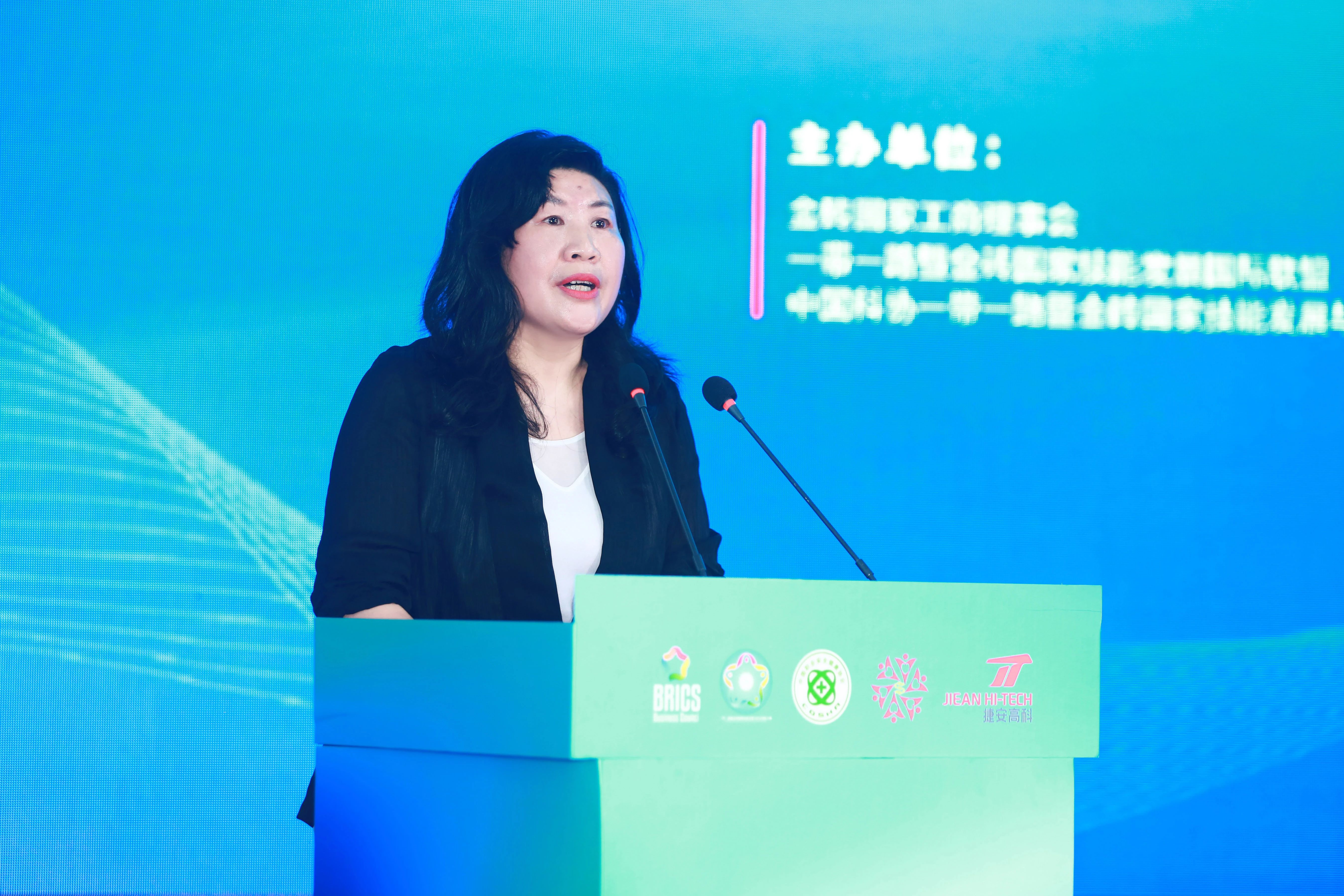 国产午夜福利十八禁在线观看