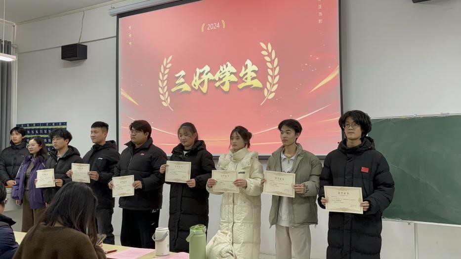 国产午夜福利十八禁在线观看