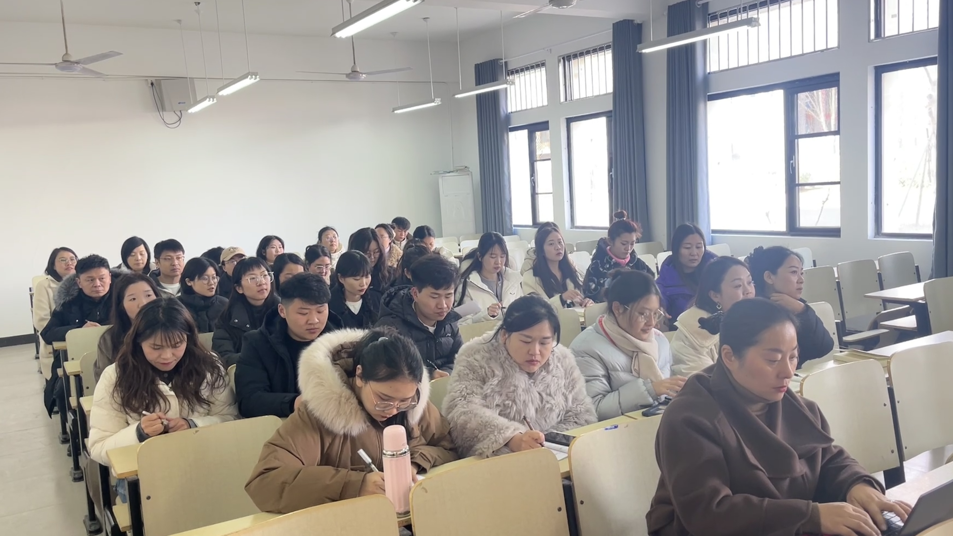 国产午夜福利十八禁在线观看
