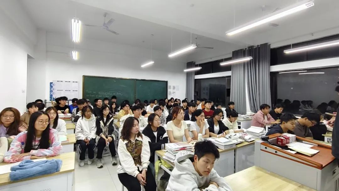 国产午夜福利十八禁在线观看