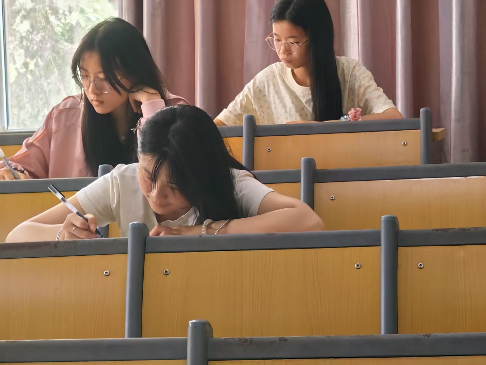 国产午夜福利十八禁在线观看