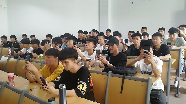 国产午夜福利十八禁在线观看