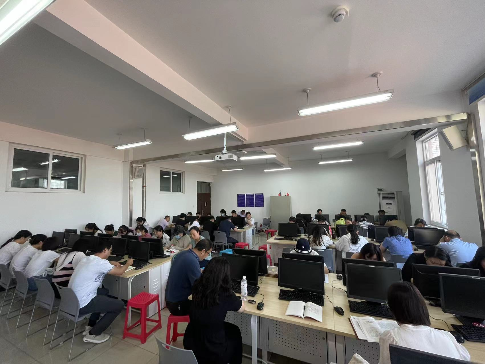 国产午夜福利十八禁在线观看